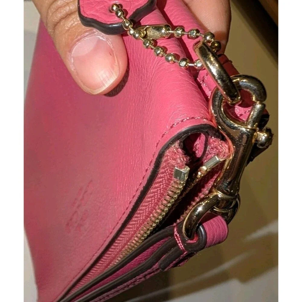 Vintage Coach Leather Wallet  Pink